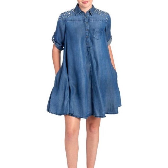 Chelsea and Theodore Dresses & Skirts - Chelsea and Theodore Denim and Pearl Dress NWT
